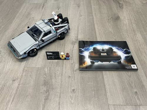 Lego back the future - back, to